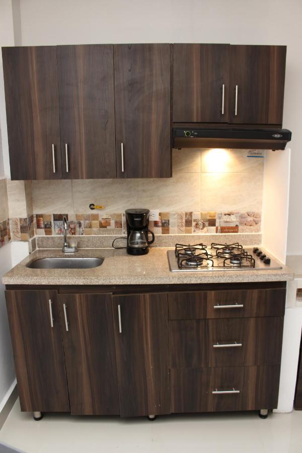 Casa Estadio Medellin ! Apartamentos Renovados En Excelente Ubicacion Laureles Estadio Esterno foto