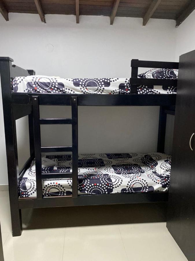 Casa Estadio Medellin ! Apartamentos Renovados En Excelente Ubicacion Laureles Estadio Esterno foto