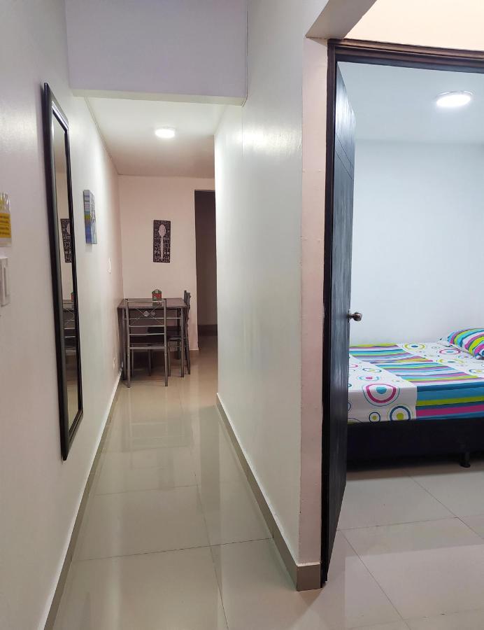 Casa Estadio Medellin ! Apartamentos Renovados En Excelente Ubicacion Laureles Estadio Esterno foto